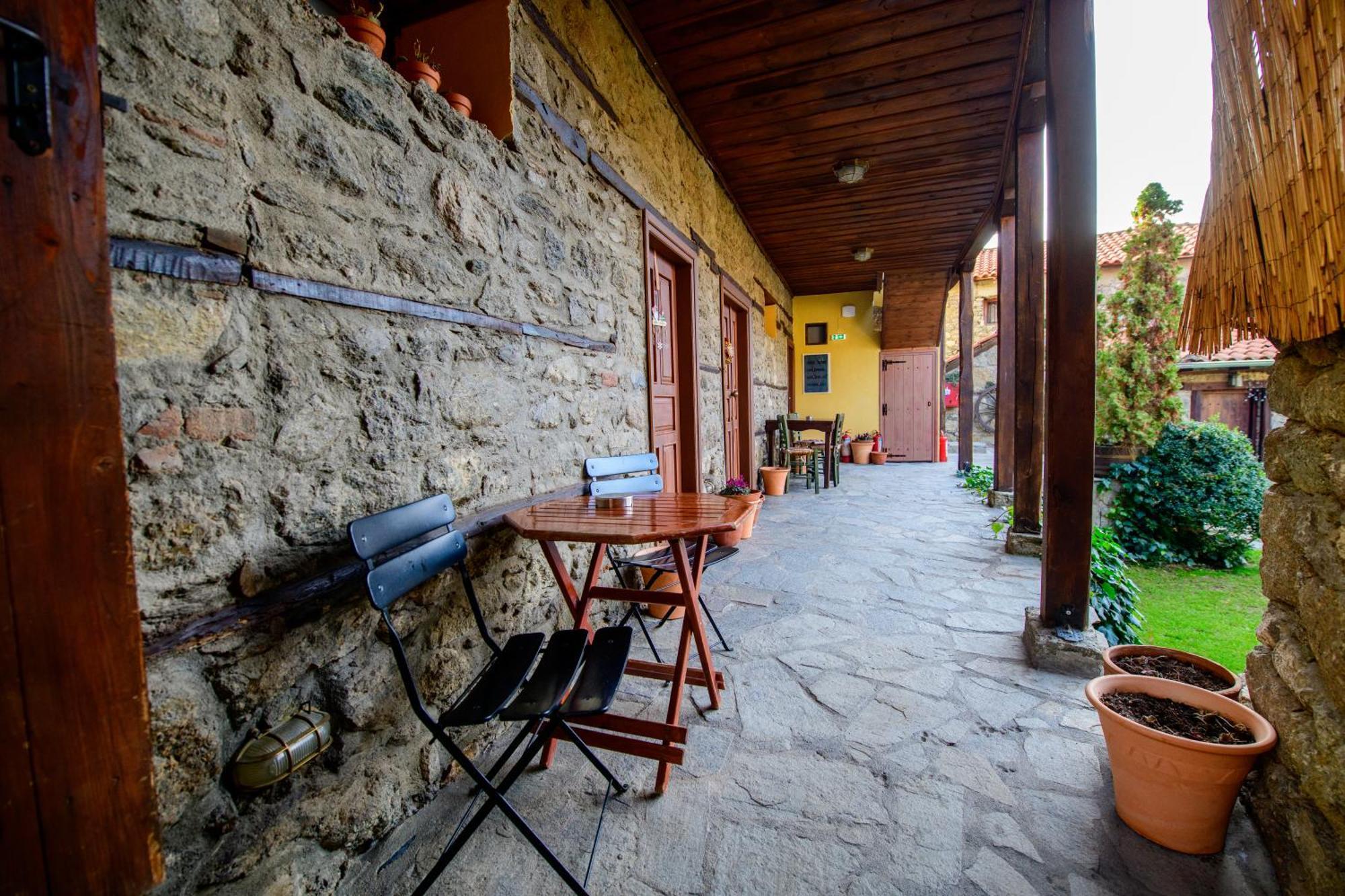 Agios Germanos Hotel Buitenkant foto