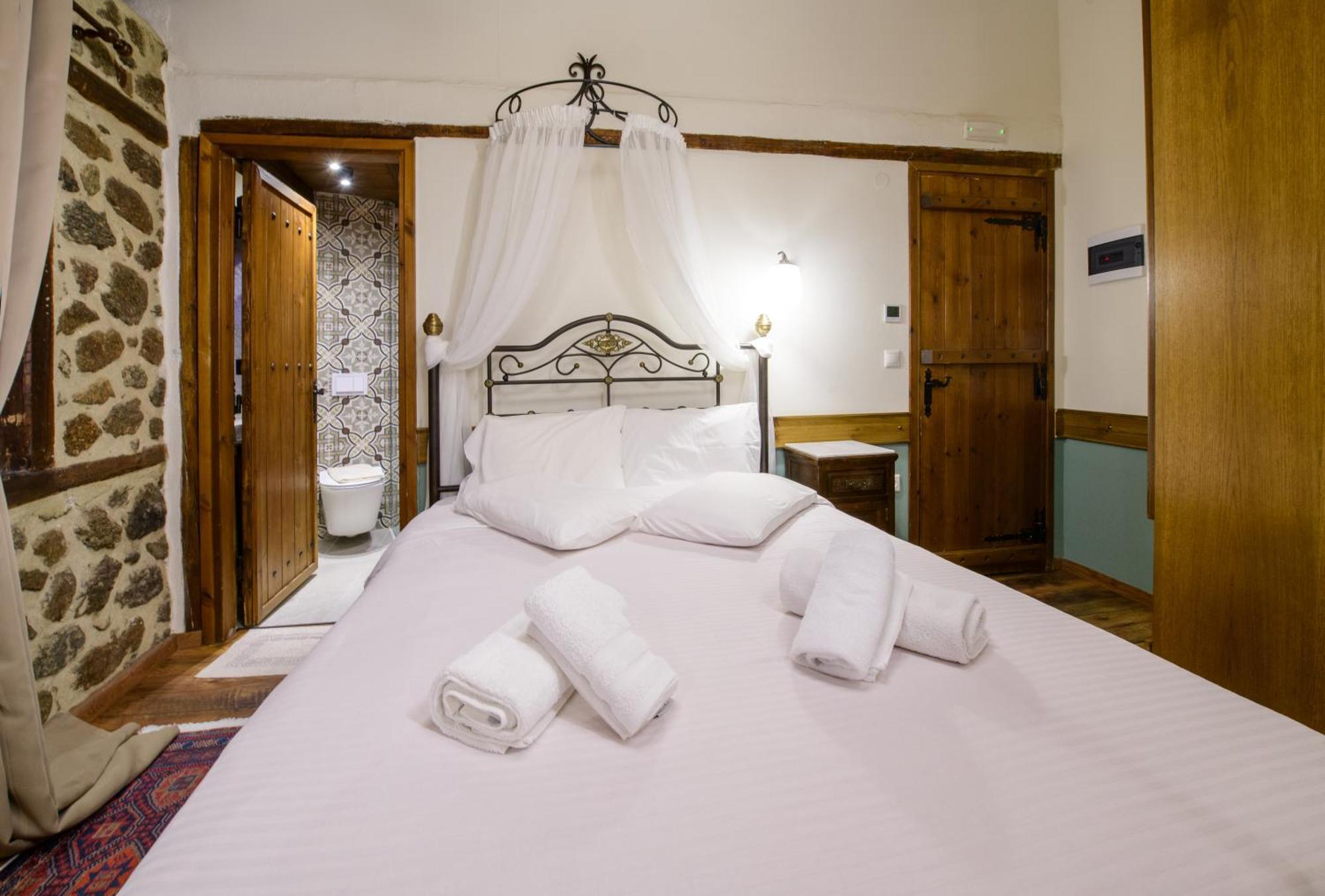 Agios Germanos Hotel Buitenkant foto