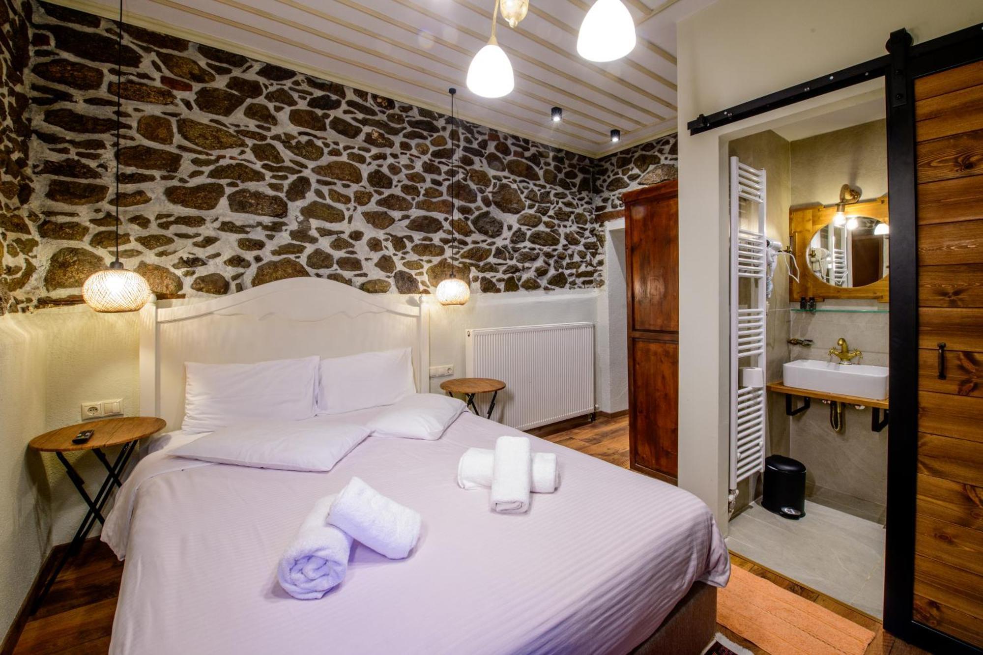 Agios Germanos Hotel Buitenkant foto