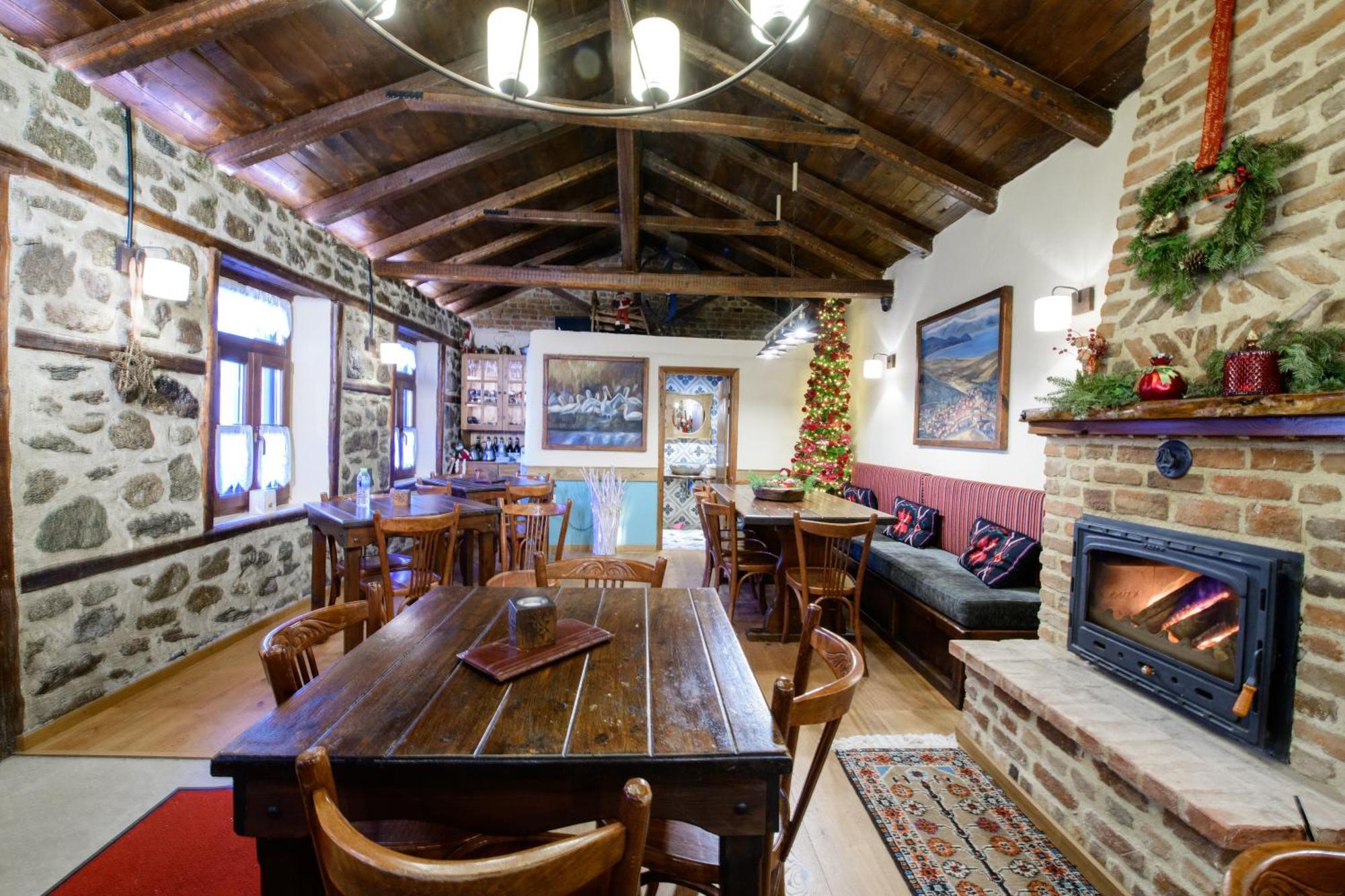 Agios Germanos Hotel Buitenkant foto