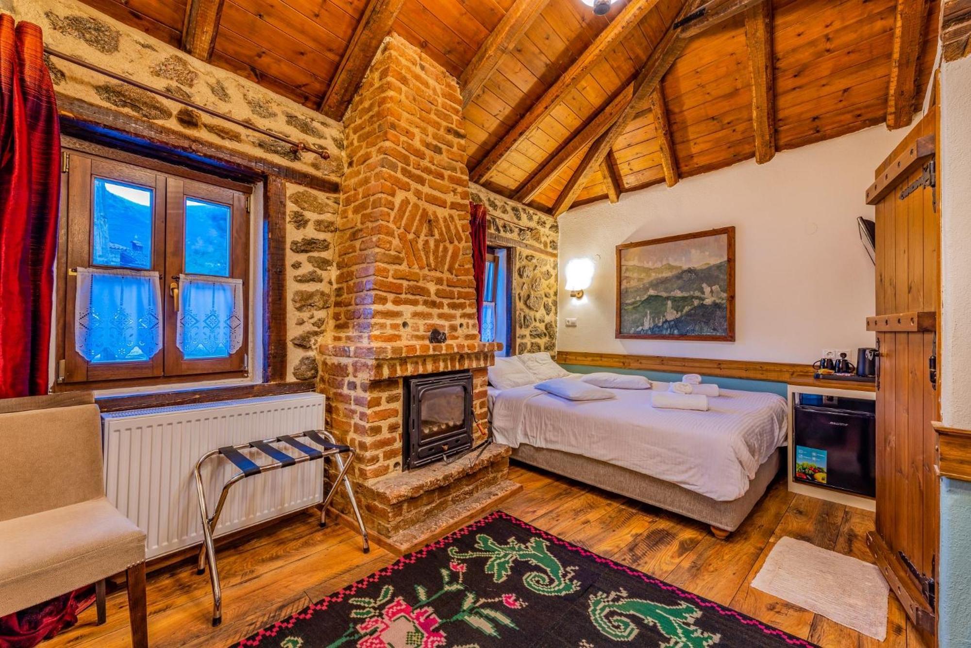 Agios Germanos Hotel Buitenkant foto